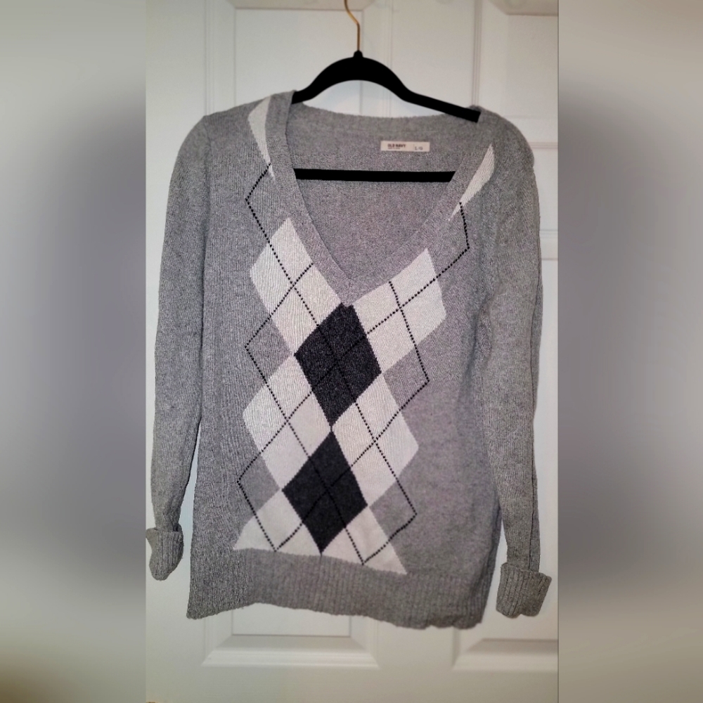 Women's sweater